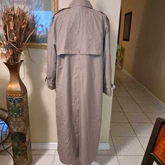 London Towne trench coat - Picture 5 of 12